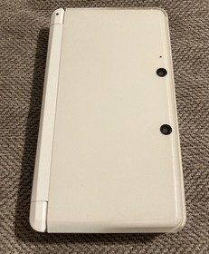 Custom 64GB Nintendo 3DS - Ice White / Region Free / Stylus / USB Charger / 90+