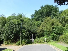 Photo 12x8 The London LOOP at the end of River Drive Upminster The London  c2017