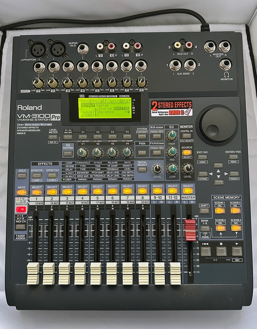 Roland Vm-3100 Pro Mixer 24 Bit 20 Channel Digital Mixer Mixing