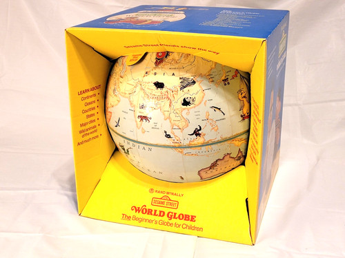 Vintage Rand McNally Sesame Street World Globe 1985 in Box