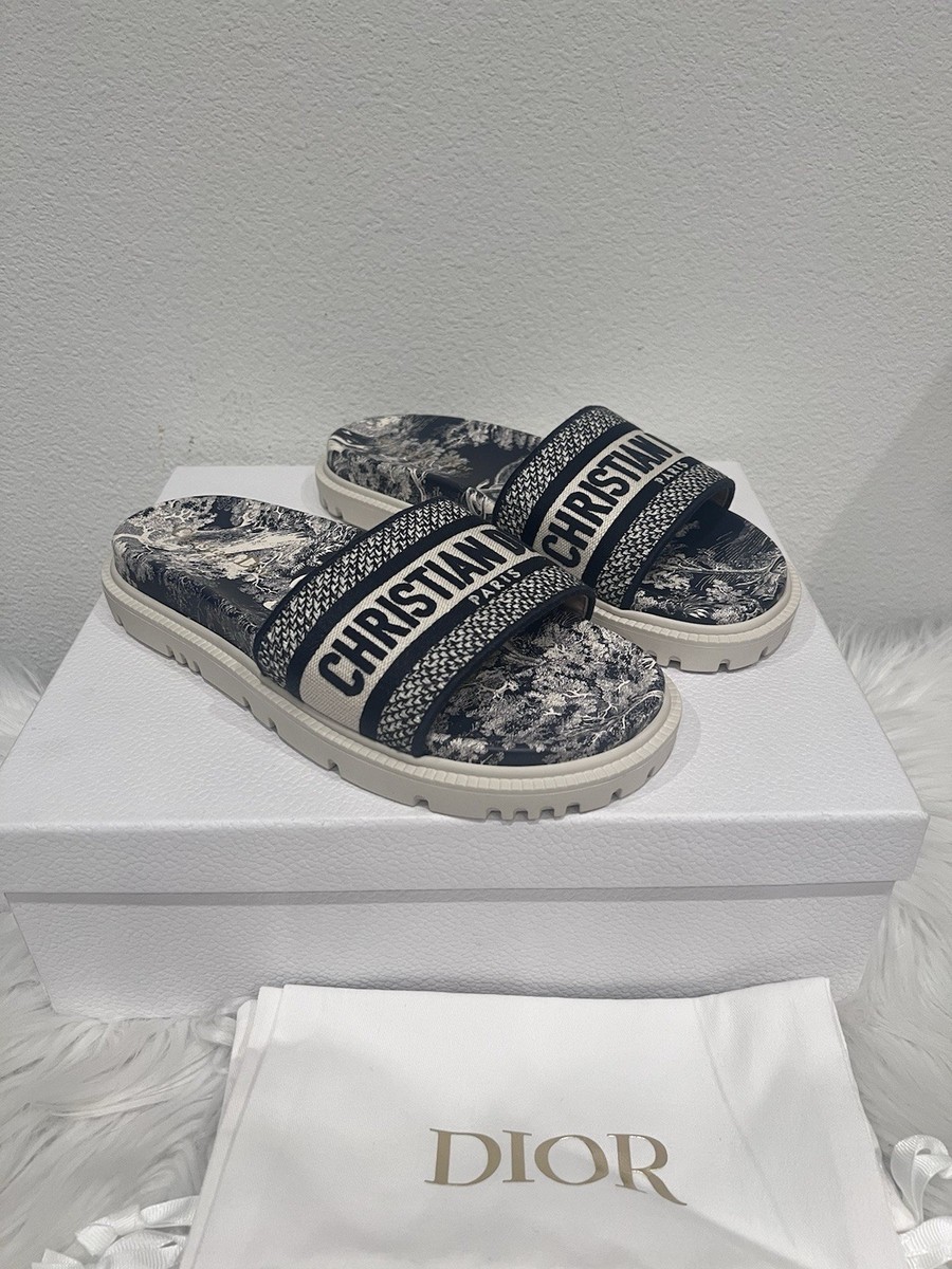 NIB Christian Dior DWAY Logo Dcross Dioract Dclub Evolution Sandal