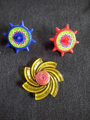 2 Kreisel + 1 Spinner: Spielzeug, Lernspielzeug, Kinder, drehen - NEU