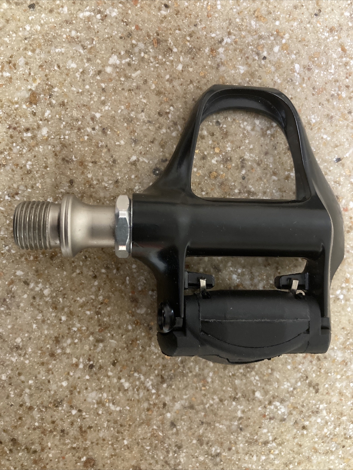 Road Bike 105 Pedals