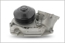 Pompe à eau BMW 3,3