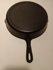 Vtg Birmingham Stove & Range  No. 8Q Cast Iron  Red Mountain Skillet, big spout