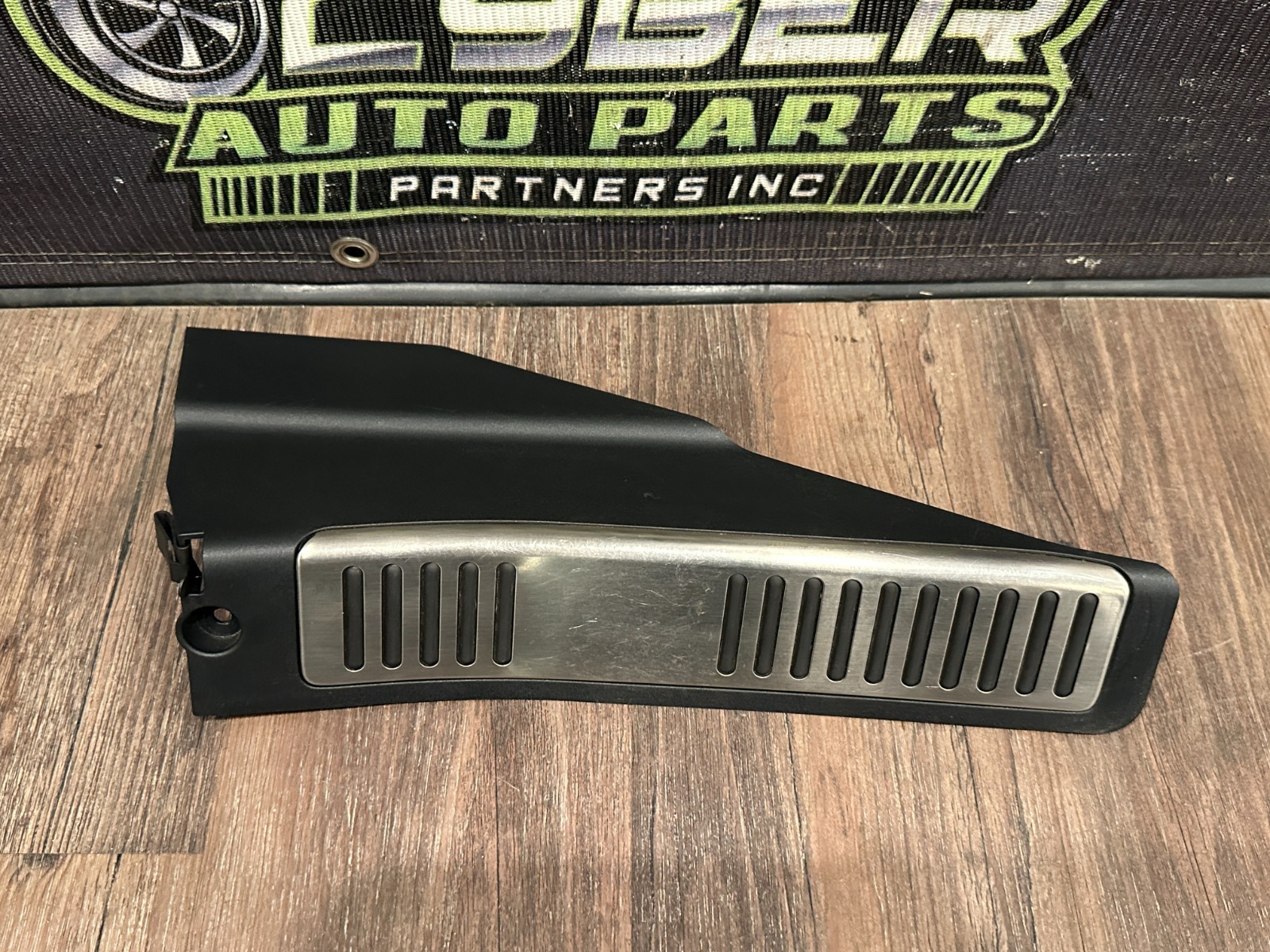 Audi R8 2017 LEFT Dead pedal
