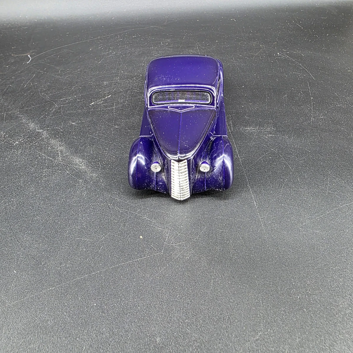 Muscle Machines Ford 1:18 Scale Diecast Cars, Trucks & Vans for