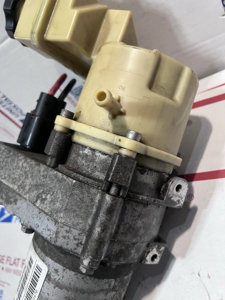 Насос гидроусилителя руля 11-14 Dodge Charger Chrysler 300 3,6 л 5,7 л P68059524AE от оригинального производителя - Изображение 4 из 4