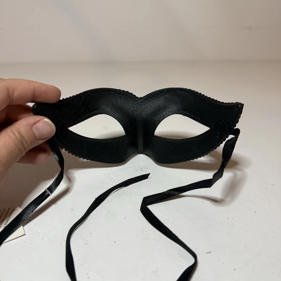 NWT Black Venetian Classic Masquerade Costume Eye Mask Prom Halloween Party - Image 4 of 4
