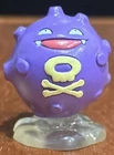 Vintage * 1999 * 1st Generation * 2" * Pokemon * Koffing * Tomy Figure *