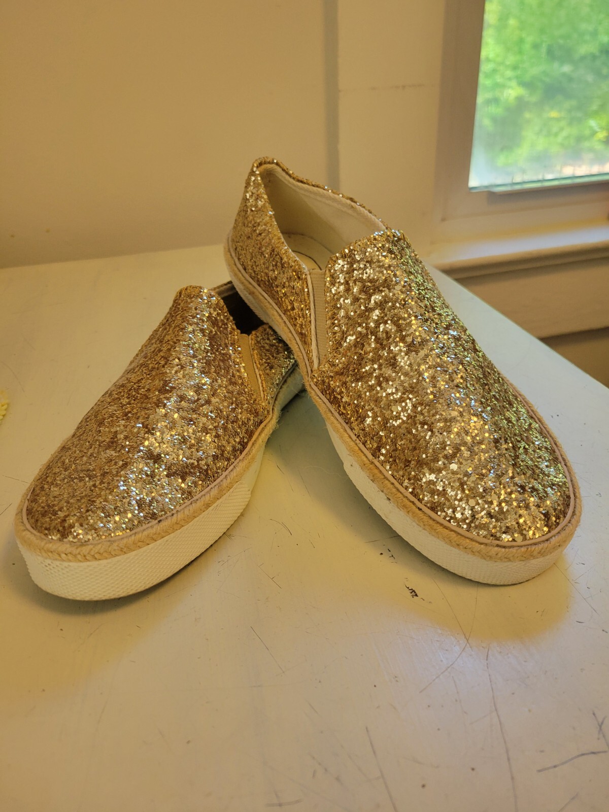 Picture 1 of 5
