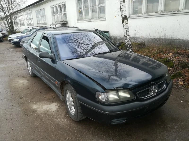 Luz interior delantera Renault Safrane 1998 7700812, 7701699785 #697883-33 Foto 3 de 4