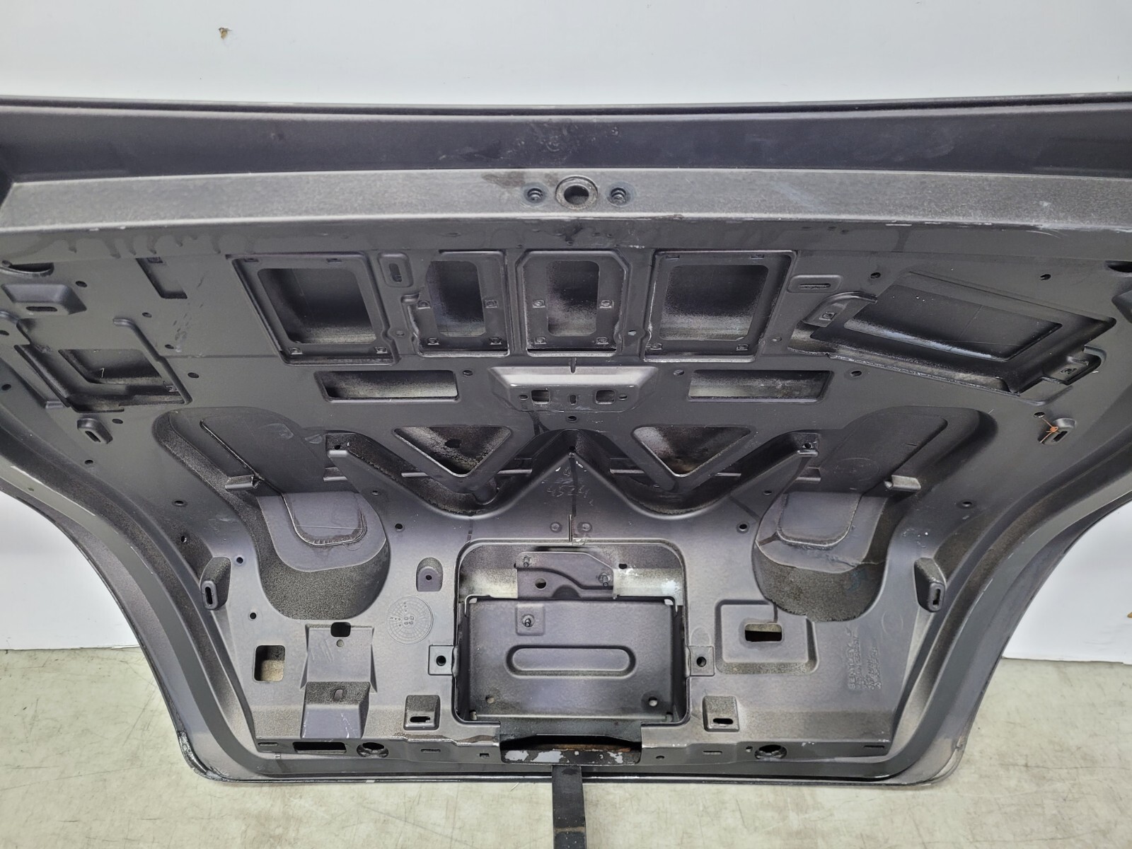 2004 - 2010 BENTLEY CONTINENTAL GT TRUNK LID OEM
