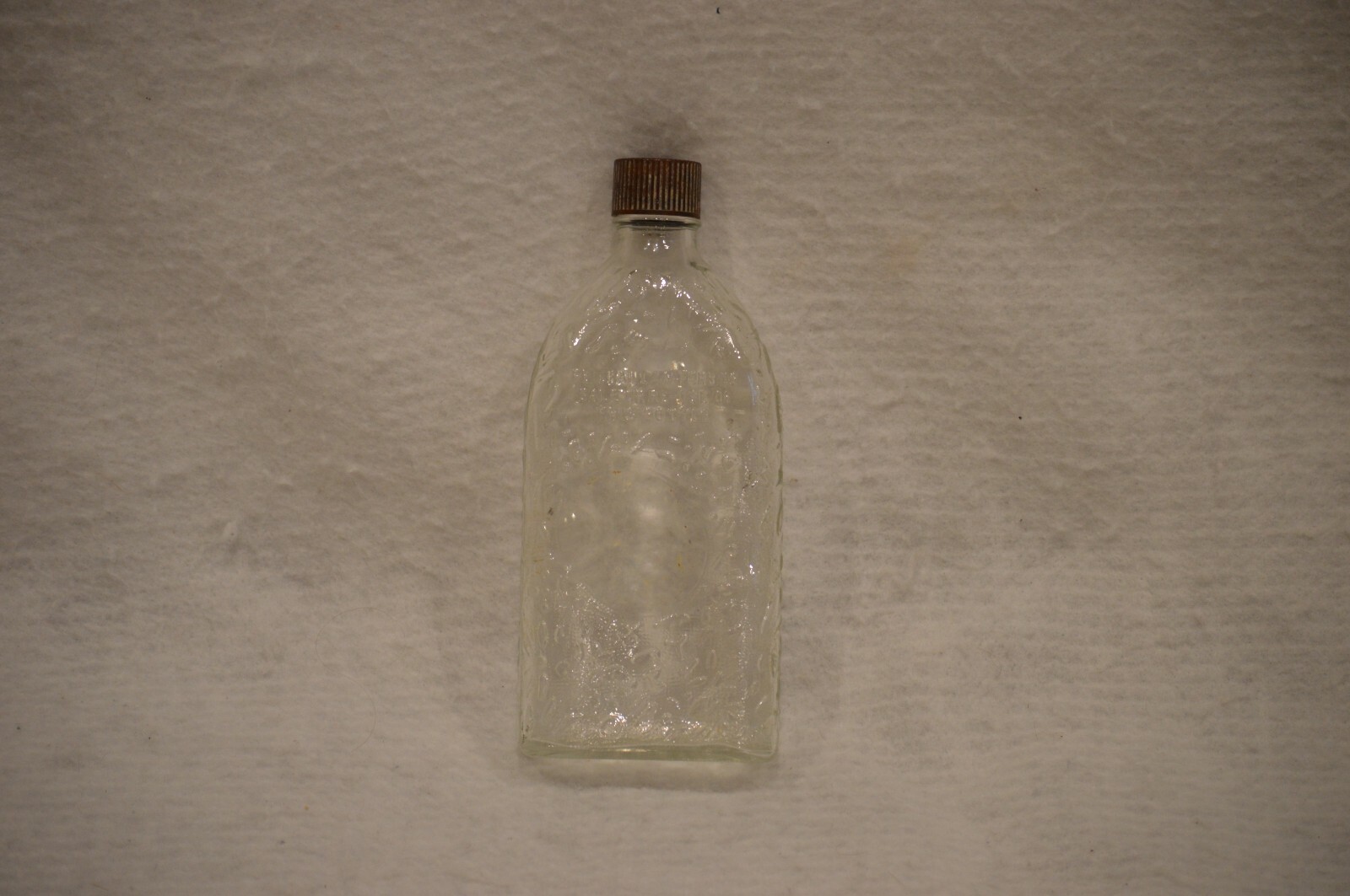 Vintage Glass Liquor Bottle One Pint D126 18 56 Seagrams eBay