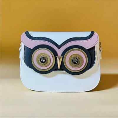 White Owl Faux Leather Crossbody Clutch Bag NWT Removable Strap Cute Bird Face