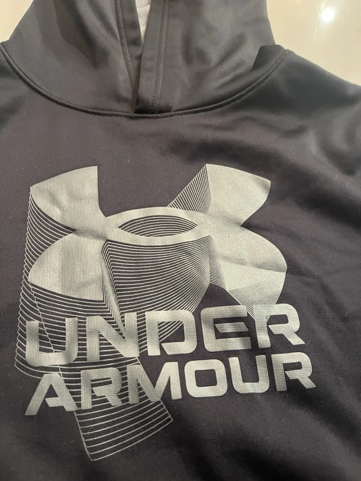 UNDER ARMOUR COLDGEAR   BOYS  YOUTH Xtra LARGE Black HOODIE - Image 2 of 4