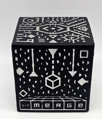 Merge Cube AR/VR Hold Anything Hologram Science STEM Children Christmas Gift Toy