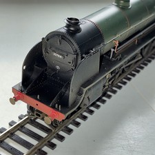 Hornby R2581 BR Class N15 4-6-0 ‘30764 Sir Gawain OO Gauge DCC Ready NEW