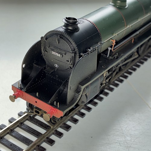 Hornby R2581 BR Klasse N15 4-6-0 '30764 Sir Gawain Spurweite OO DCC bereit NEU | Zustand: New