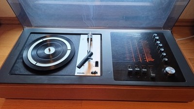 UNIVERSUM SET 2000 Schneewittchensarg Vintage Kompaktanlage Boxen Plattenspieler