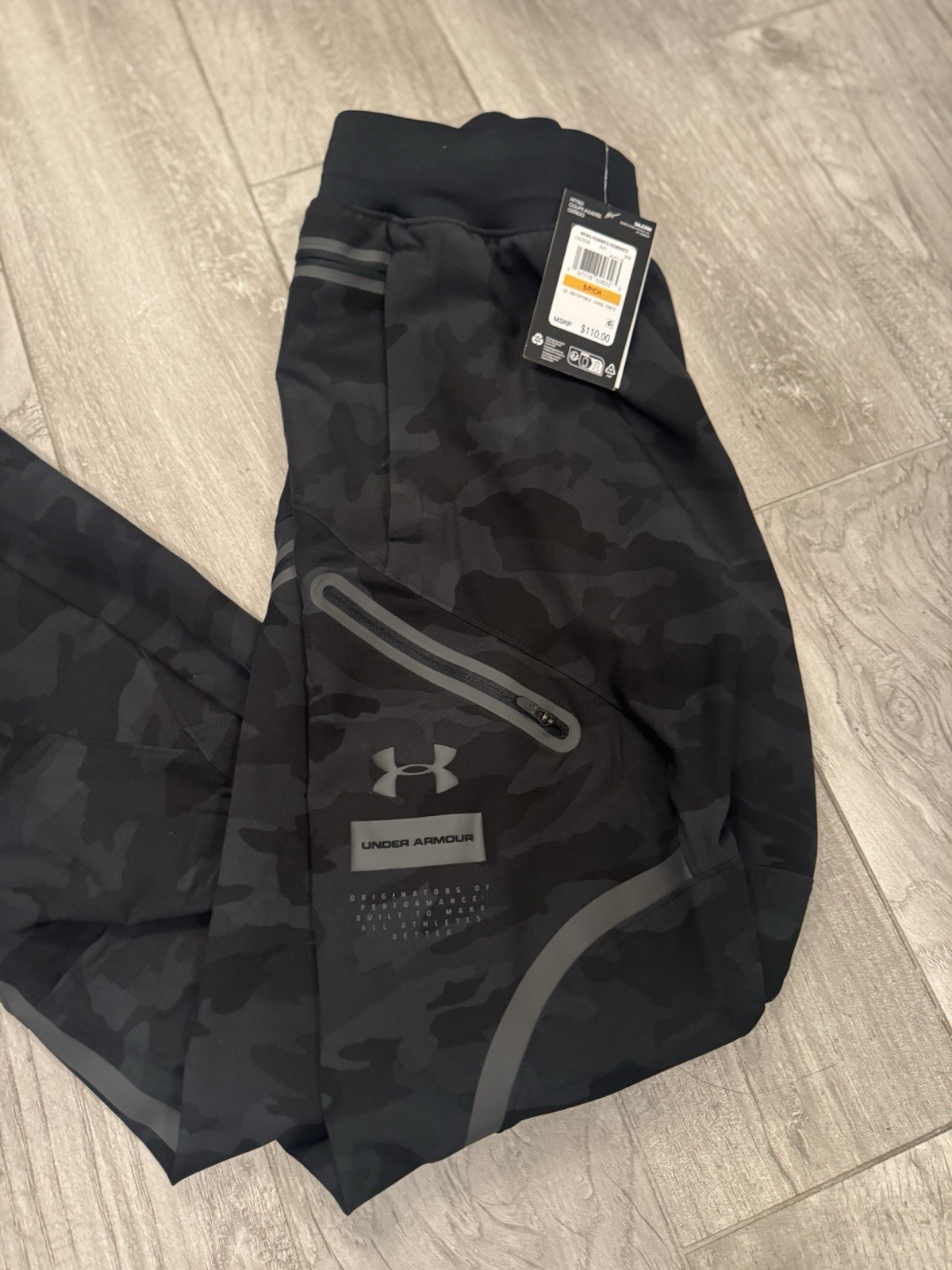 Under Armour Unstoppable Cargo Pants Men's Small Black Camo Jogger Tapered NWT thumbnail 3
