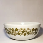 Vintage PYREX 404 Spring Blossom Crazy Daisy 4 qt Mixing Bowl Milk Glass 1970s