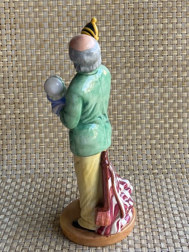Pristine RARE Royal Doulton HN2765 Punch and Judy Man 1981-1990~RETIRED COLLECT - Picture 5 of 9