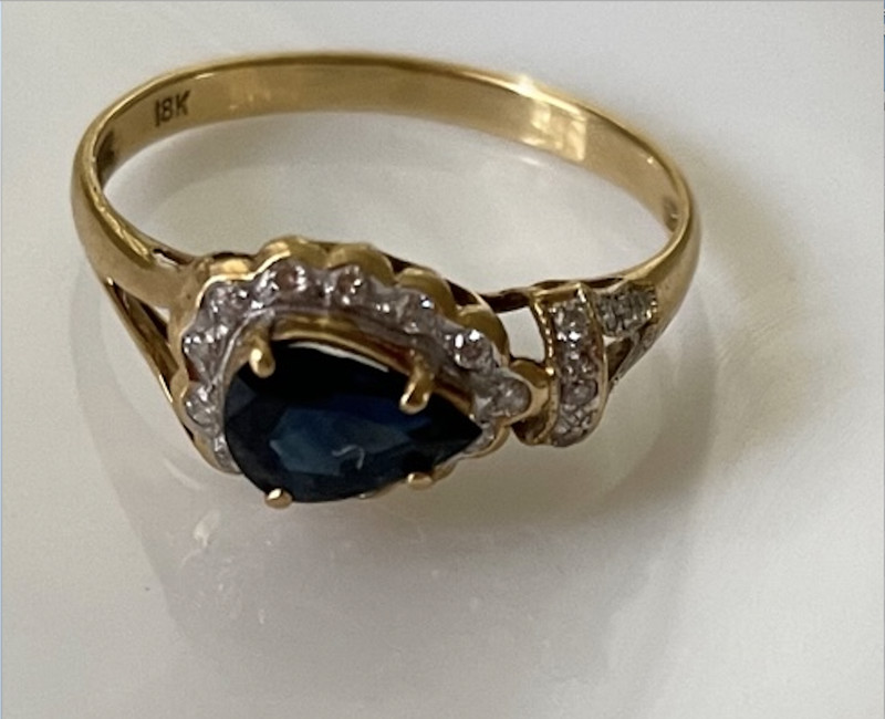 Italian 18K Yellow Gold Sapphire Ring w/ Diamond Accents size 6.5
