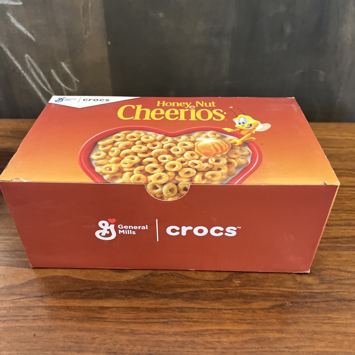 Brand new in box Honey Nut Cheerios X Crocs Crocs x Cereal Honey Nut Cheerios Classic Clog Men main image 3