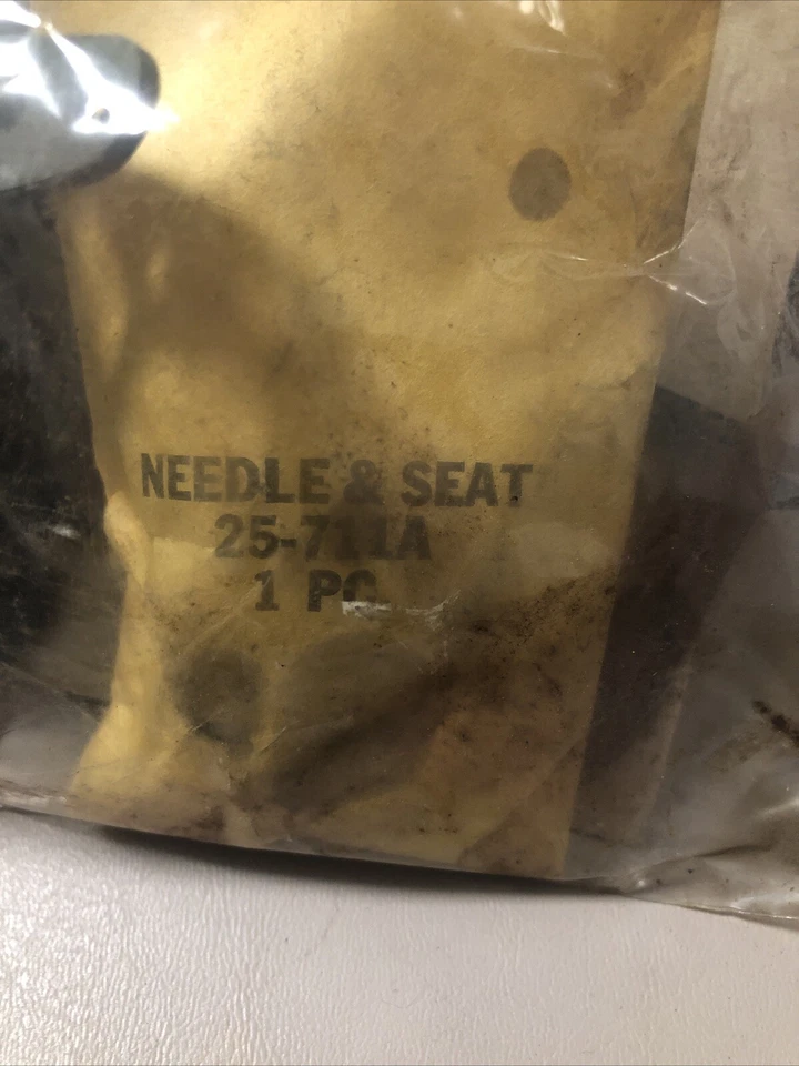 KIT CARBURADOR PLYMOUTH VALIANT DODGE DART HOLLEY 1960-63 en caja 902-754 Foto 2 de 4