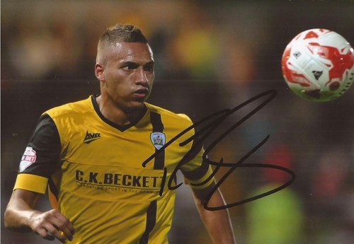 BARNSLEY: REECE BROWN SIGNED 6x4 ACTION PHOTO+COA - 第 1/1 張圖片