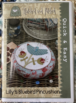 Anleitung Lilly´s Bluebird Pincushion von Hatched and Patched,