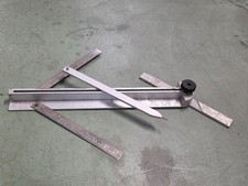 Tracciatore Angoli Lattoniere, Alluminio Regolabile per Gronde Canali Scossaline