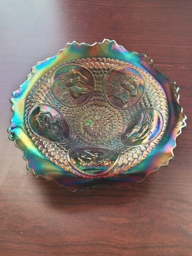 Very Pretty Bright Emerald Green Carnival Glass Horse Medallion JIP Shape Bowl