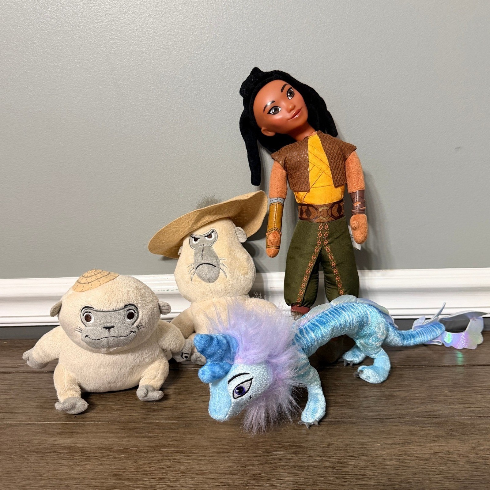Disney Raya and the Last Dragon Plush Lot Sisu Ongis Raya Toy Set