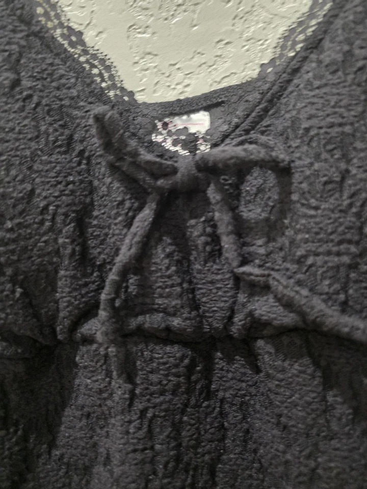  Y2K Babydoll Black Crochet Lace Cami Top Large No Boundaries Whimsigoth Grunge  - Image 4 of 4