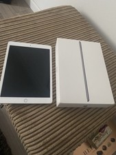 Apple iPad 2019 32GB Wi-Fi Silver Pristine Condition