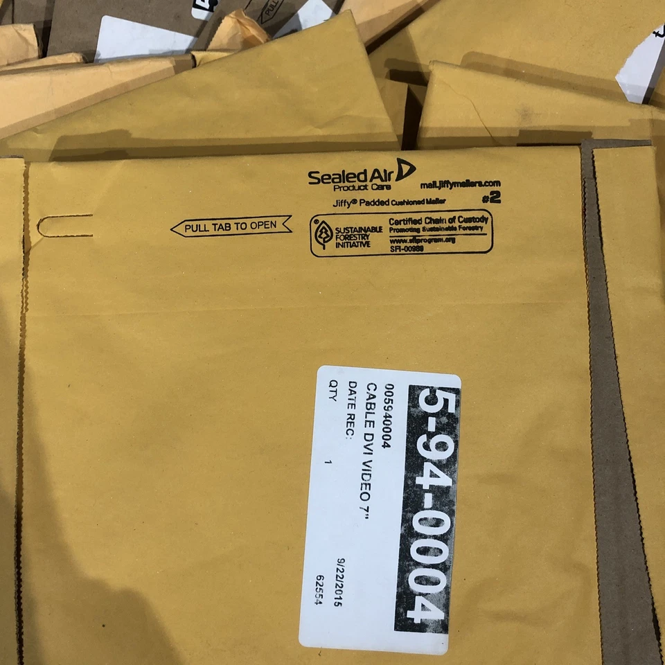 LOT OF 90! NEW SEALED HP 752660-001 753744-001 DISPLAY PORT TO DVI ADAPTER CABLE - Image 4 of 4