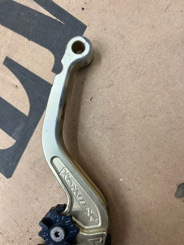 2004 2005 Suzuki Gsxr600 750 Vortex Hand Levers Brake Clutch Levers Aftermarket - Picture 6 of 9