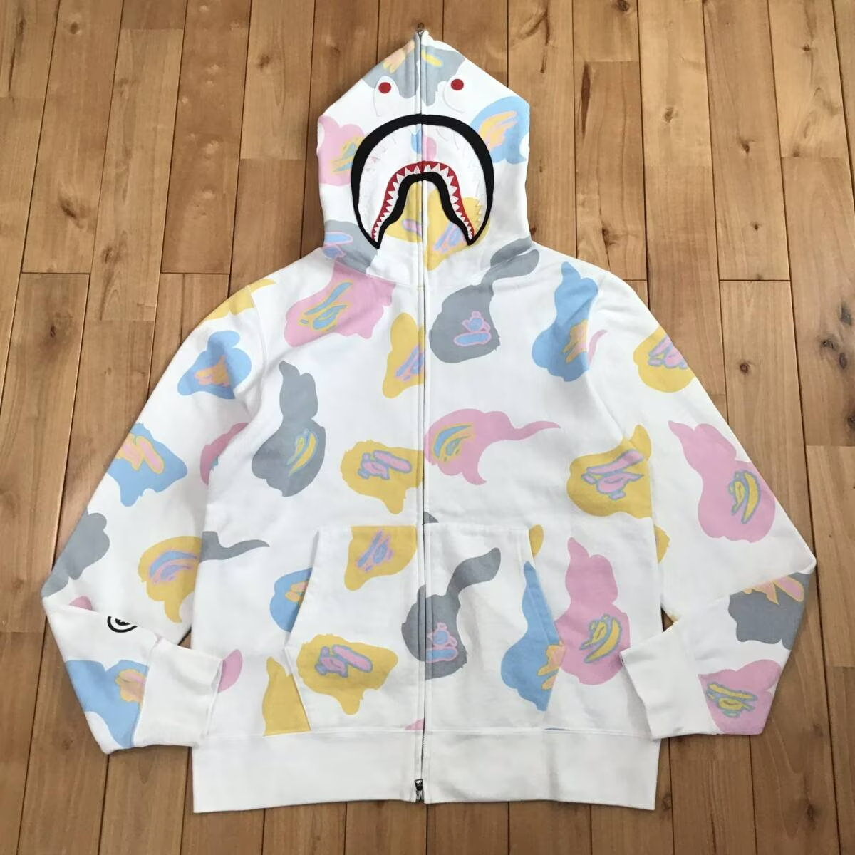 BAPE Def camo shark full zip hoodie White A Bathing Ape Size XL | eBay