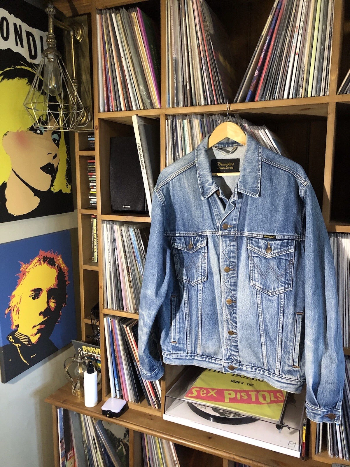 Men’s Wrangler Denim Trucker Jacket Large Blue Great Condition Vintage