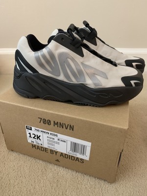 yeezy 700 mnvn kids