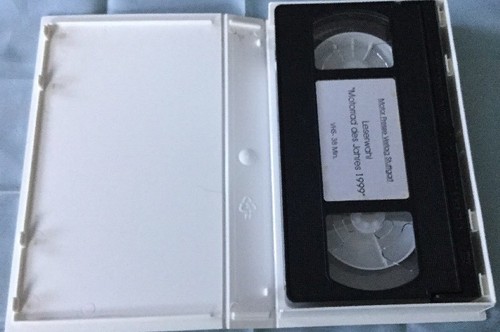 VHS Motorrad Leserwahl: Preisverleihung Motorrad des Jahres 1999 38 Minuten - Bild 4 von 5