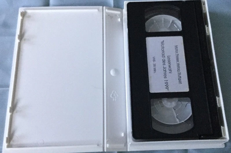 VHS Motorrad Leserwahl: Preisverleihung Motorrad des Jahres 1999 38 Minuten - Bild 4 von 4