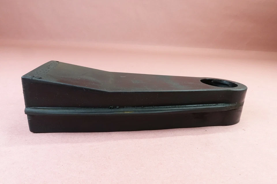 1996-2009 Kawasaki Vulcan 500 EN500 Swingarm Chain Buffer Slider Guide - Imagem 2 de 3