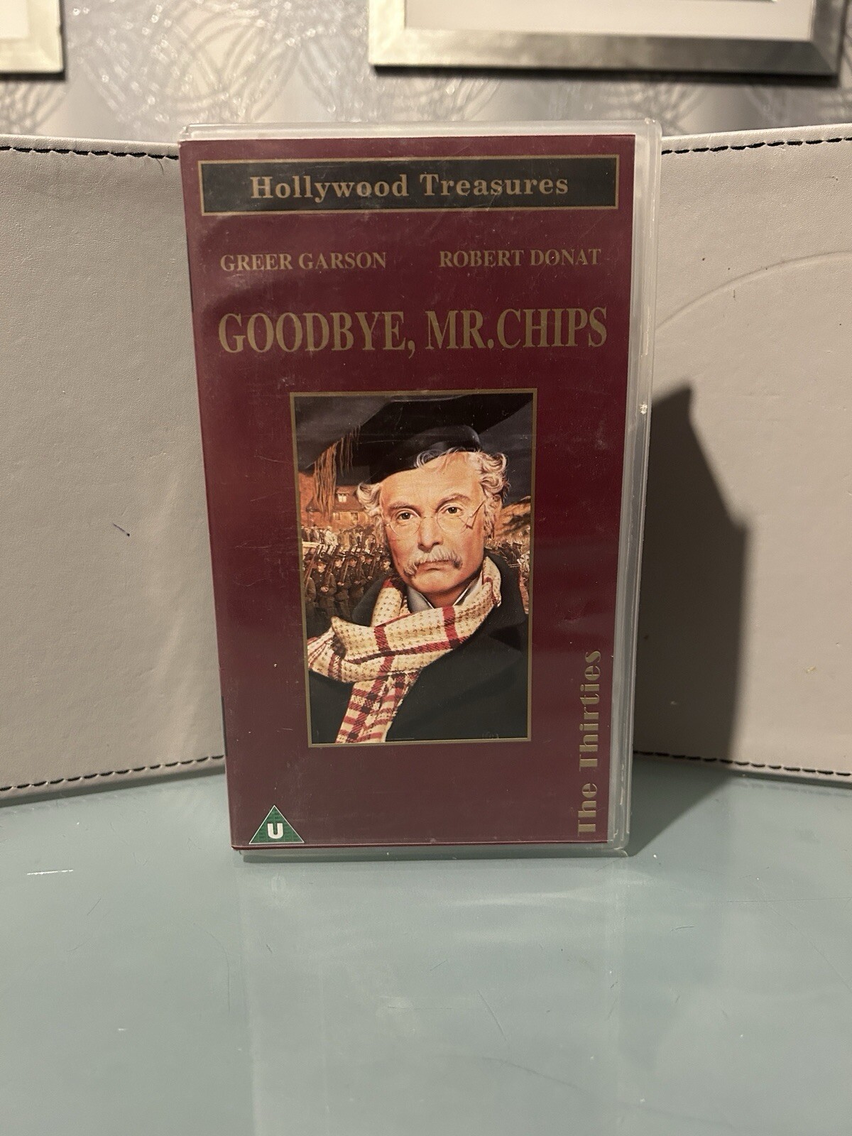 Goodbye Mr Chips VHS Video Retro Robert Donat Oscar winner Greer Garson