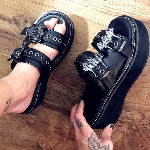 comfy black platform sandals