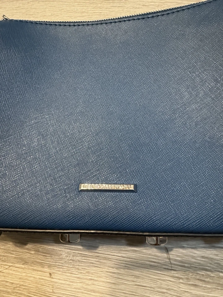 Женская сумка через плечо Rebecca Minkoff цвет Lark Blue с серебристой фурнитурой. Новый с Ярлыками - Изображение 2 из 4
