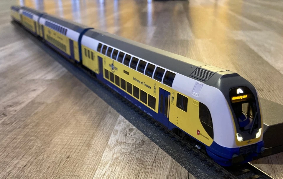 Märklin/Piko H0 Metronom Kompletter Zug AC Licht und Sound Beschreibung lesen! - Bild 2 von 4