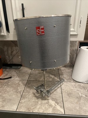SE Electronics Reflexion Filter PRO Portable Vocal Booth shield WITH MOUNT